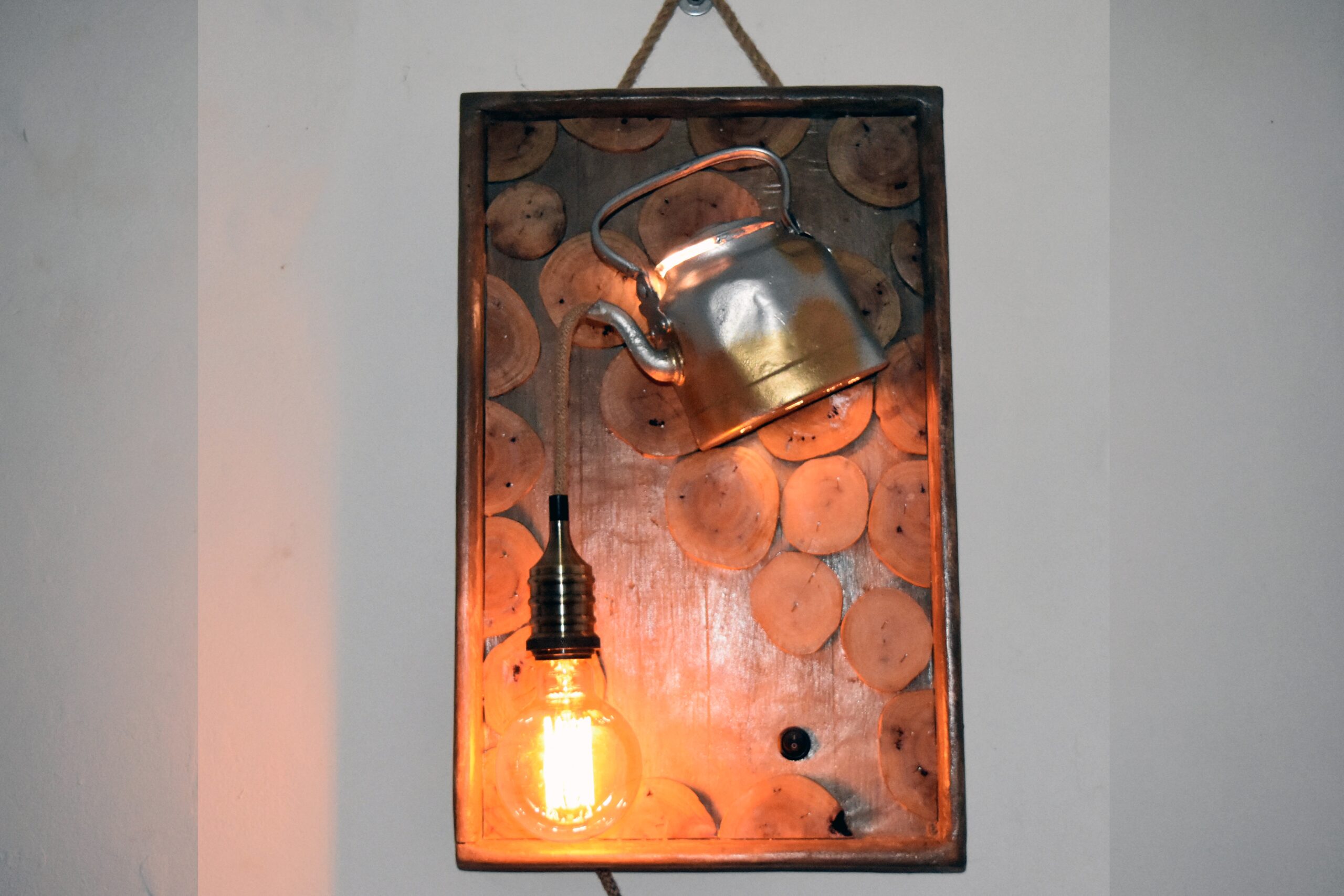 Lamapara de pared: Pava de luz - Image 2